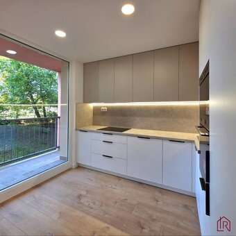 3i, Terasa, pri OC Galéria, nová rekonštrukcia - 6