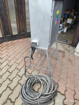 Predám elektricku rozvadzaciu skriňu - 6