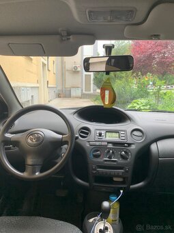 Toyota Yaris - 6