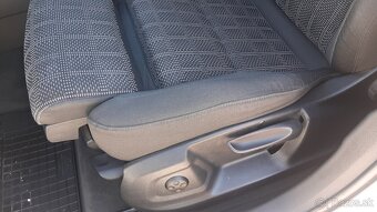 Predám AUDI Q3 , 1.4Tsi/110 KW , AUTOMAT r.v.2018, TOP STAV - 6
