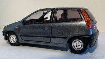 Fiat Punto 1:24 BBurago - 6