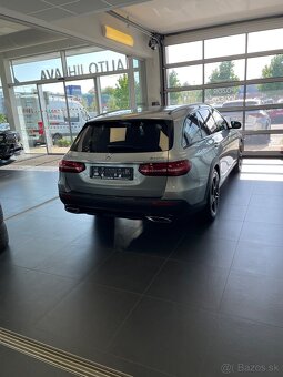 Mercedes-Benz E 220d 4MATIC All-Terrain AMG - 6