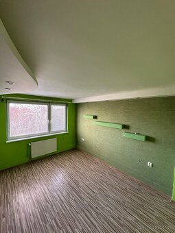 Predam 4 izbovy byt - 6