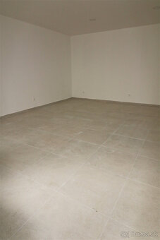 Prenájom priestoru 60 m2 na rôzne účely Bytčická ulica - 6