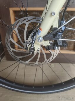 SURLY BRIDGE CLUB M - 6