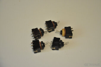 Elektrosúčiastky - 6