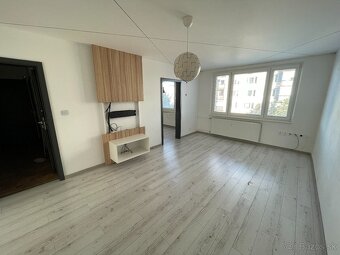 Prenajmem 2-izbový byt v Poltári - 6