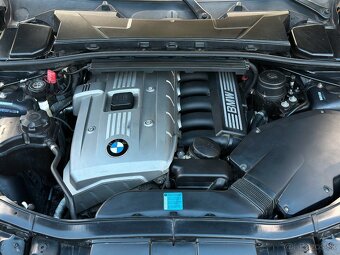 BMW 330i E90 – 3.0 R6 | 258 HP | Mpacket  | Top stav - 6