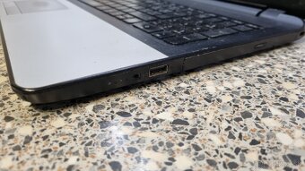 Predam funkcny HP laptop 4GB RAM/SSD na opravu - 6