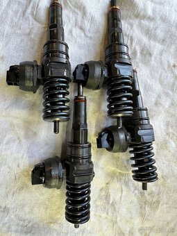 038130073BA Vstrekovac 1,9tdi/96kw - 6