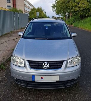 VW Touran 1,9 TDI 7 Miestne - 6