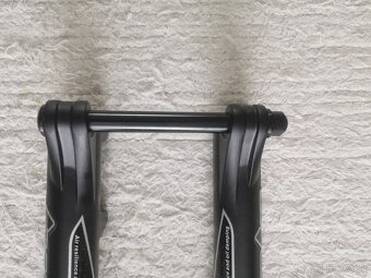 Dvojkorunka vidlica 29" zdvih 180mm podobna ako Boxxer - 6