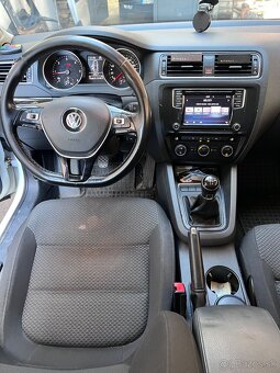 Volkswagen Jetta 2.0tdi 2016 - 6