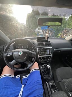 Škoda octavia II 1,6 REZERVOVANÉ - 6