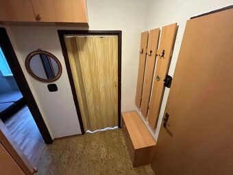 1 IZBOVÝ BYT TRENČÍN NA PREDAJ, SIHOŤ I - 6