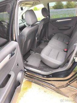 Predám Mercedes Benz w245 B170 - 6