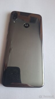 Motorola moto e6 plus 4/64gb - 6