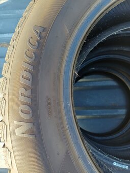 205/60r16 zimné - 6