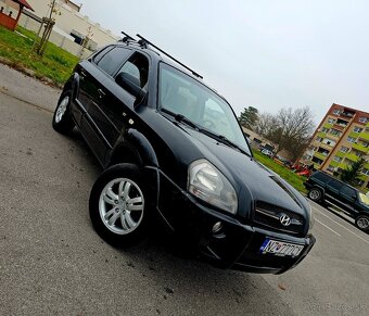 Hyundai Tucson 2.0 crdi 4x4 SK - 6