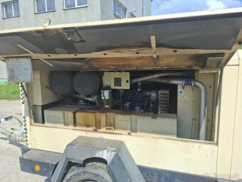 Predám skrutkový kompresor Ingersoll Rand R1220F – 93 kW, 12 - 6