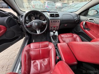 Alfa Romeo GT 1.9 JTD - 6