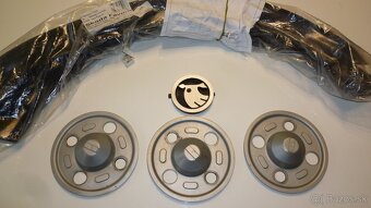 Predám diely na Škoda favorit. - 6