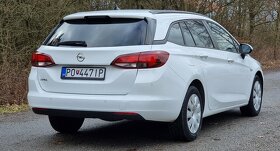 Opel Astra Sport Tourer ST 1.6 CDTI 110k - 6