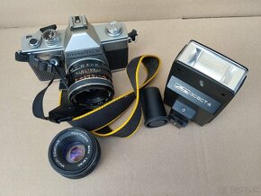 Starý fotoaparát Praktica super TL 1000+ příslušenství - 6