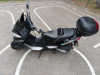 Skúter scooter capireli motorka 125 motocykel - 6