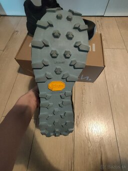 bežecké botasky Nnormal - 6