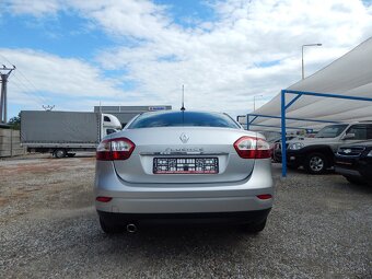 Renault Fluence 1.6 16V Confort - 6