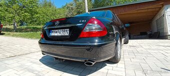 Mercedez-Benz E280 - 6