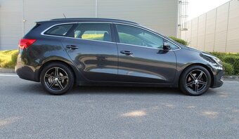 Kia cee'd 1.6 CRDi SW - 6