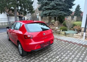 Seat Ibiza 1,2TSi/77kw 1 Majitel,servisk benzín manuál 77 kw - 6