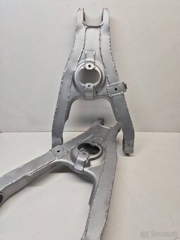 Výztuhy škoda 100-rapid - 6