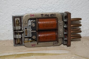 WWII nemecké letecké diely, servo motory a male suciastky - 6