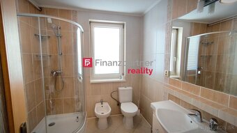 Exkluzívne na prenájom 2 izbový byt (apartmán) priamo v cent - 6