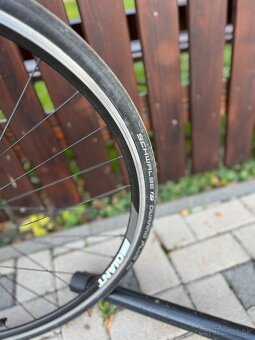 Predam cestny bicykel Giant - 6