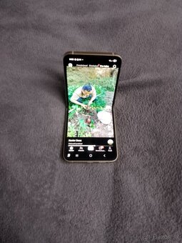 Samsung Galaxy zflip6 - 6