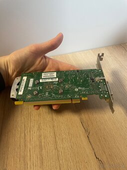 NVIDIA quadro k620 - 6