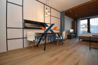 Nadštandardný apartmán na predaj – Hrebienok Resort II, Star - 6