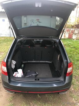 ŠKODA Octavia III Combi 2.0 TDI RS (DSG) - 6