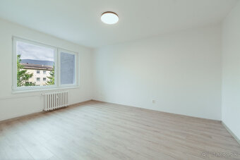 Na predaj 2 izbový byt v centre mesta Vrútky - 6