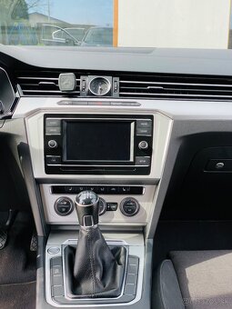 Volkswagen Passat B8 SEDAN 2.0 TDI 110 kW Comfortline - 6
