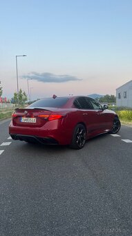 Alfa romeo giulia - 6