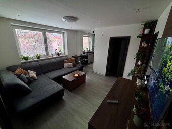 3 izbový kompletne zrekonštruovaný byt Valaská - 6