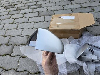 VW Polo 2G – krytky spätných zrkadiel, strieborné (originál - 6