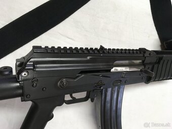 Zástava M21 - 6