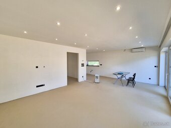 Novostavba rodinného domu Levice, časť Kalinčiakovo - 6