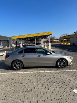🚗 Mercedes-Benz A180d Sedan • 2019 • TOP stav • - 6